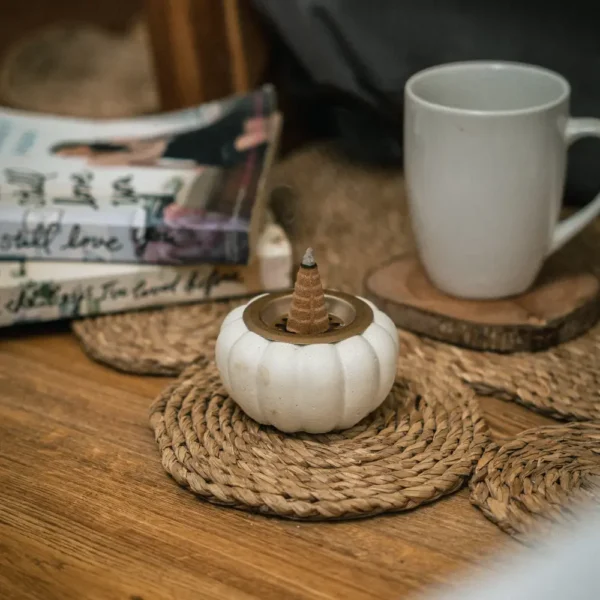 4 Dupa Kerucut Aroma Gaharu